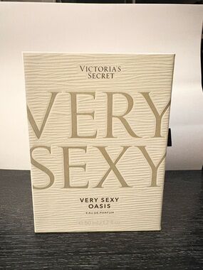 Victoria's Secret Very Sexy Oasis Box - Ivory with Taupe Lettering 1.7oz